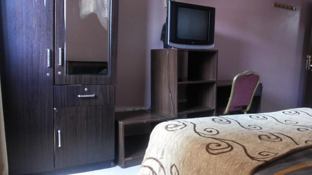 Palema Crown Hotel Gulu Eksteriør bilde