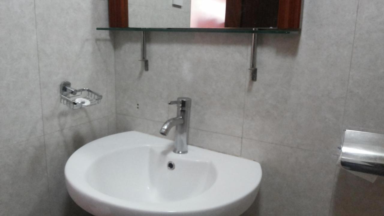 Palema Crown Hotel Gulu Eksteriør bilde